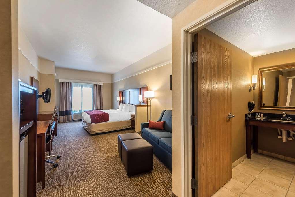 Comfort Suites Longmont Room photo