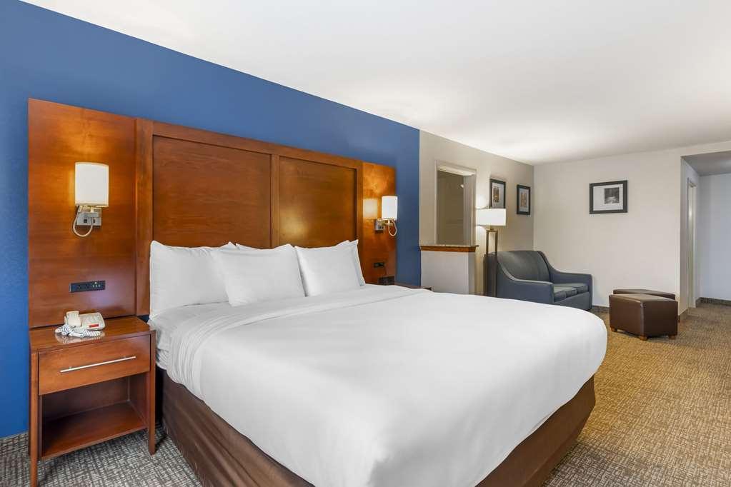 Comfort Suites Longmont Room photo