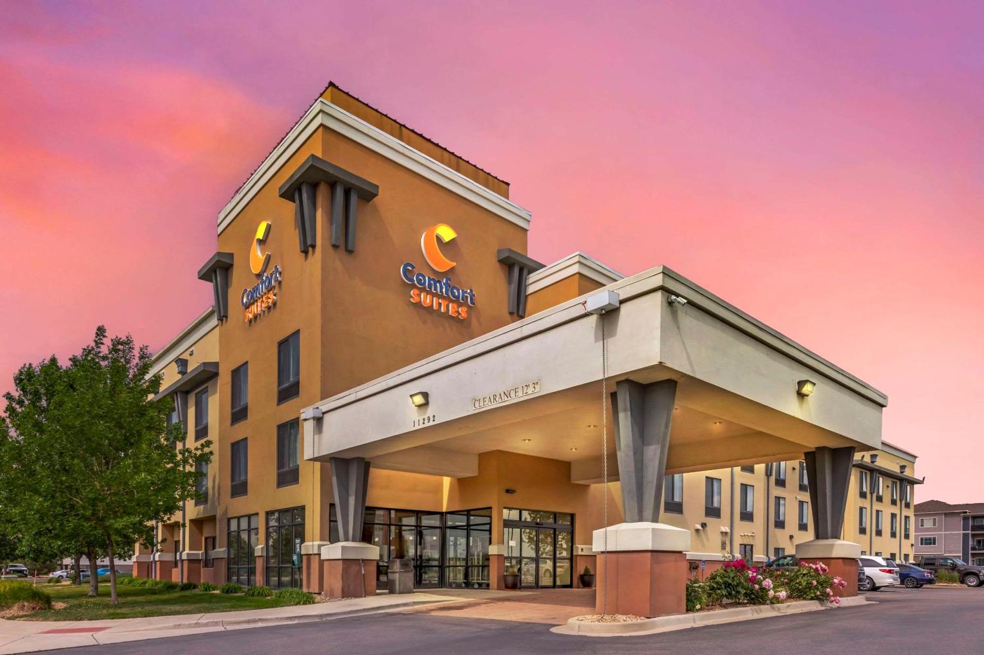 Comfort Suites Longmont Exterior photo