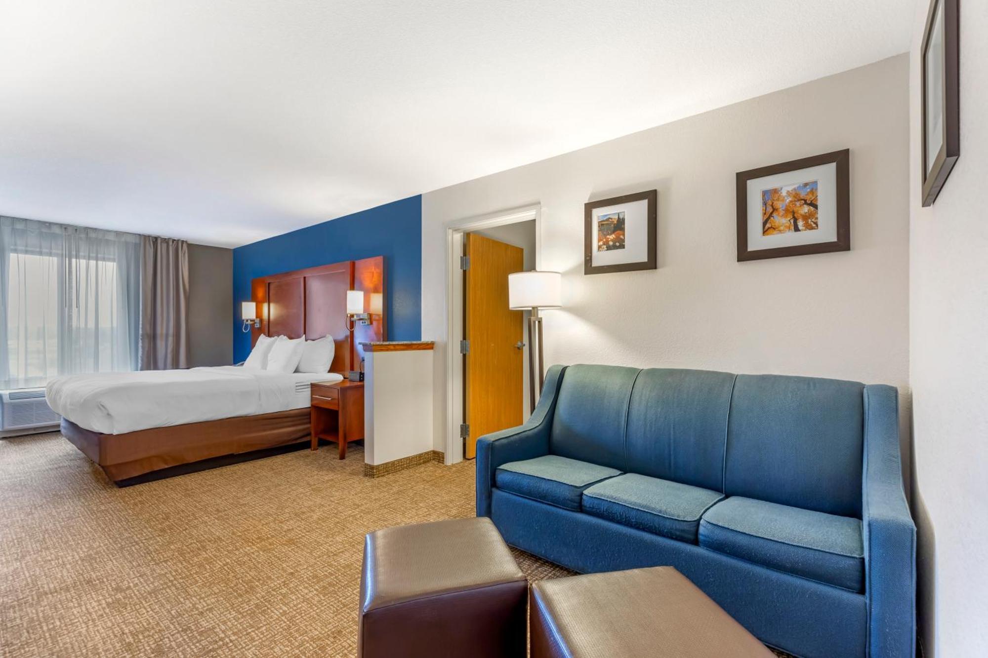 Comfort Suites Longmont Exterior photo